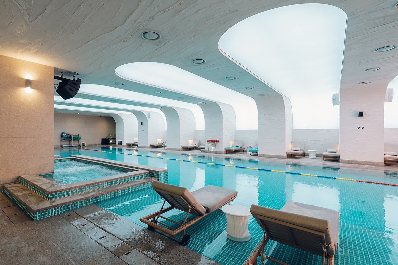 Mondrian Seoul Itaewon pool